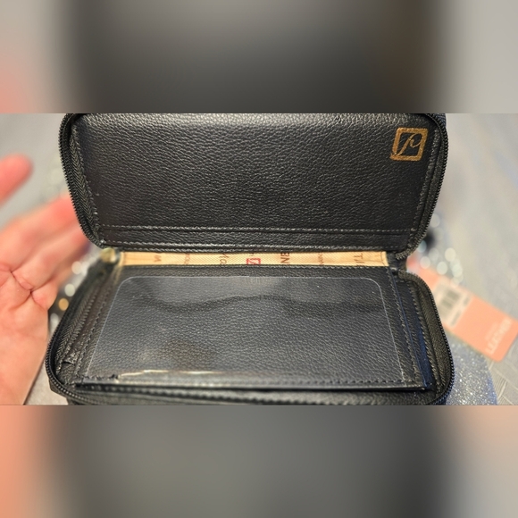 Stone Mountain  Black Embossed Women's Wallet Clutch - Picture 3 of 11
